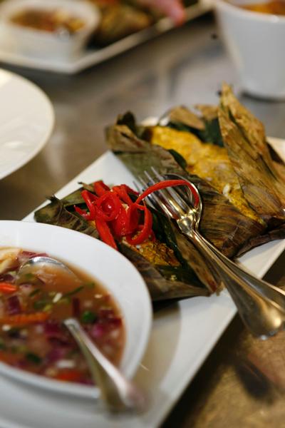 Snapper grilled in banana leaf